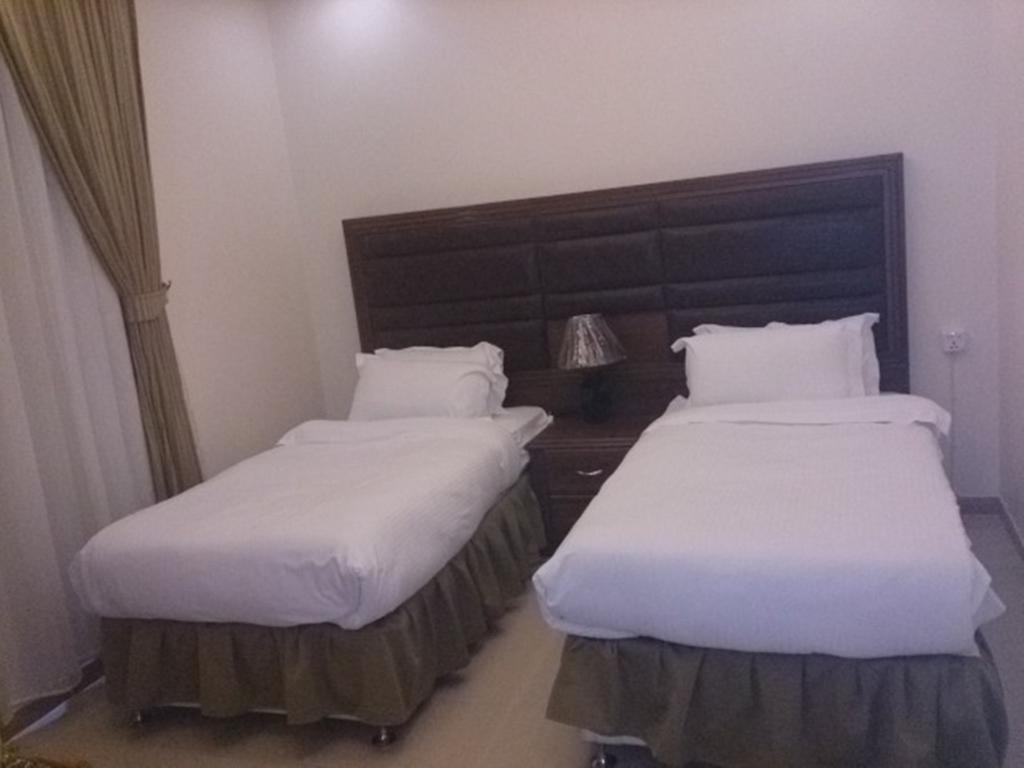 Aparthotel Roseline 4*