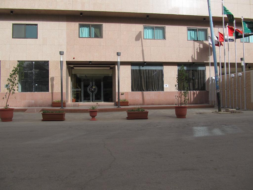 Aparthotel Roseline 4*